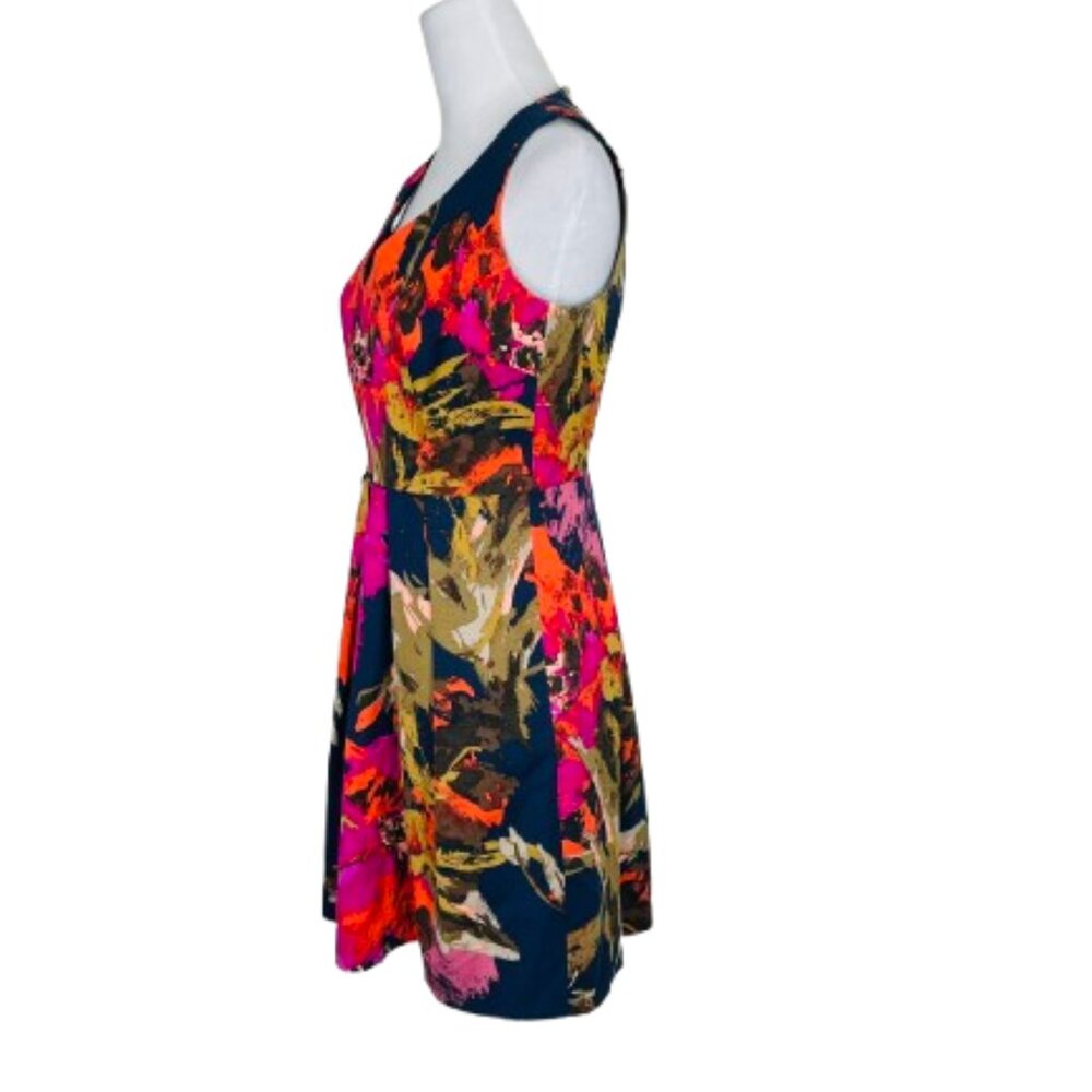 Trina Turk Hillary Fit & Flare Floral Dress Size 6 Navy & Pink - Picture 9 of 12